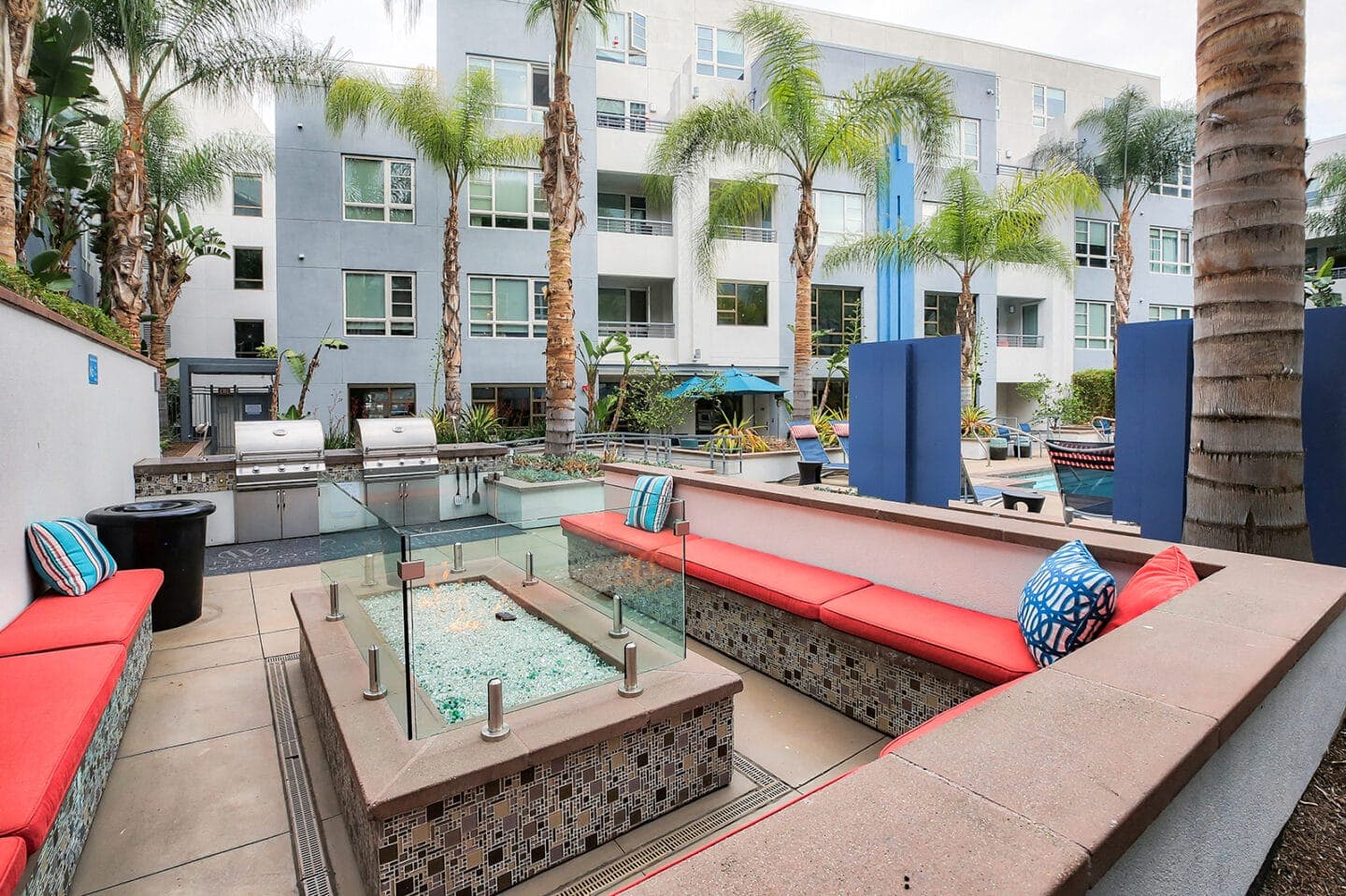 Stylish 2BR in Miracle Mile Near Museum Row photo 22