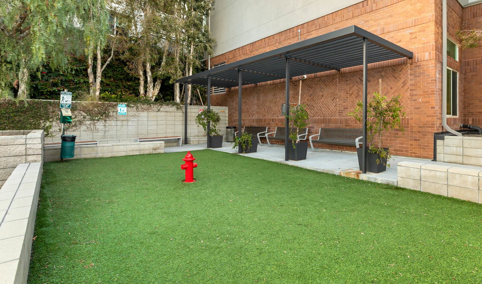 Stylish 2BR in Miracle Mile Near Museum Row photo 21