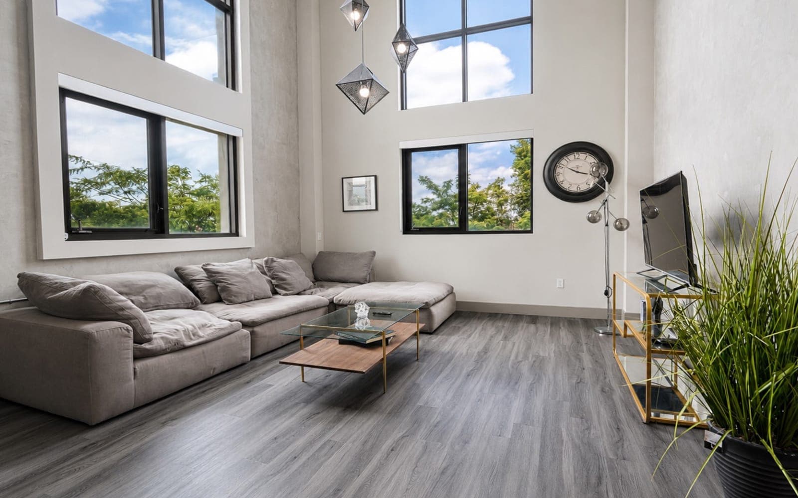Professional Airbnb listing photography in Los Angeles