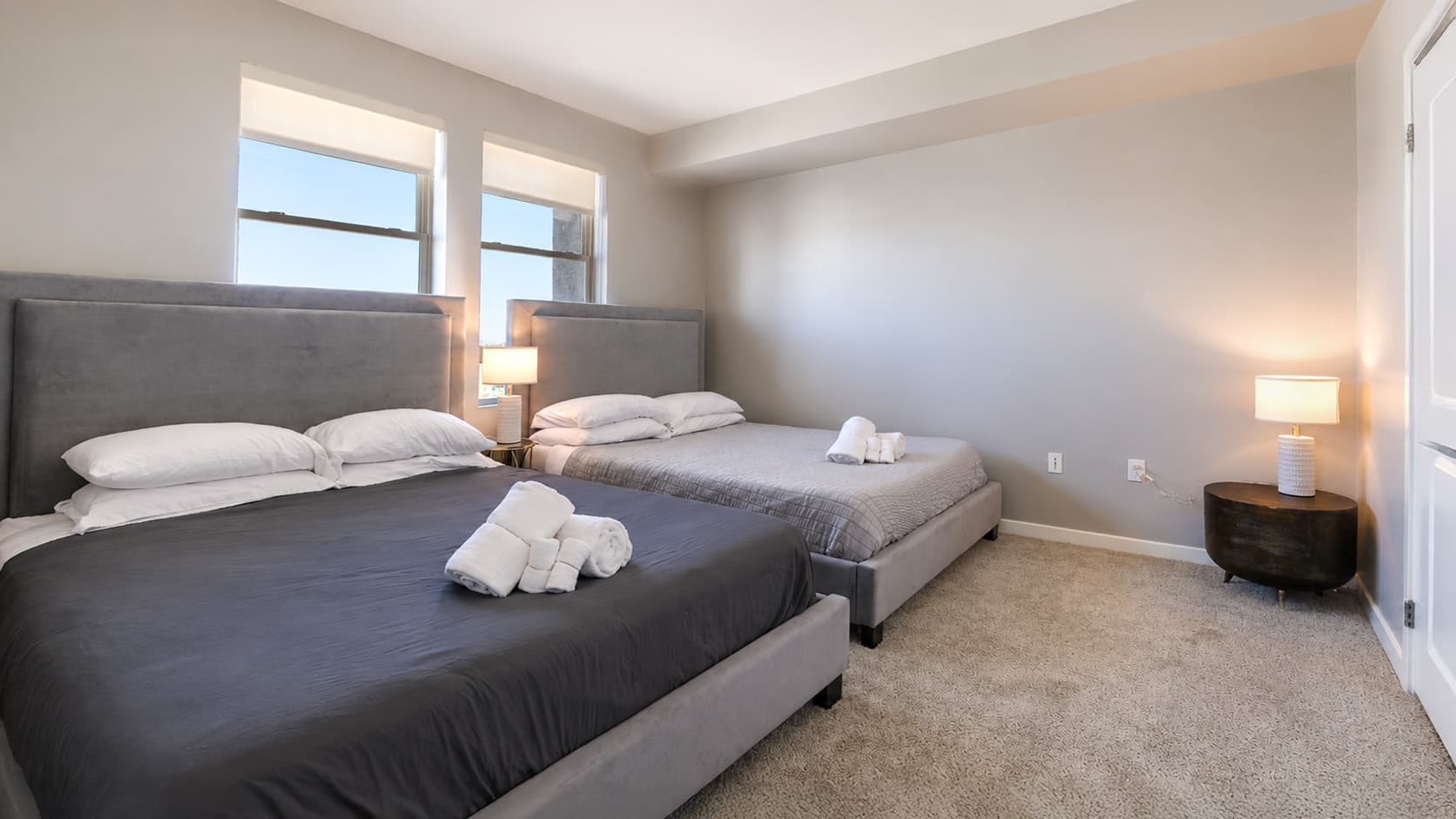 Stylish 2BR in Miracle Mile Near Museum Row photo 11